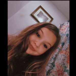 Meet your Posher, Ava